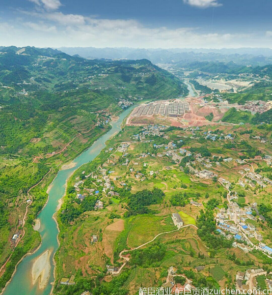 茅台镇厂区上游 茅台镇厂区上游